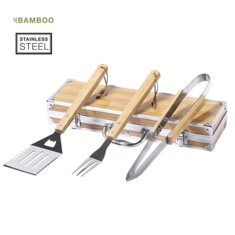 Set de churrasco com 3 acessórios fabricados em metal com pega de bambu