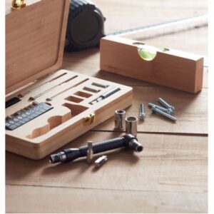 Set de ferramentas em caixa de bambu